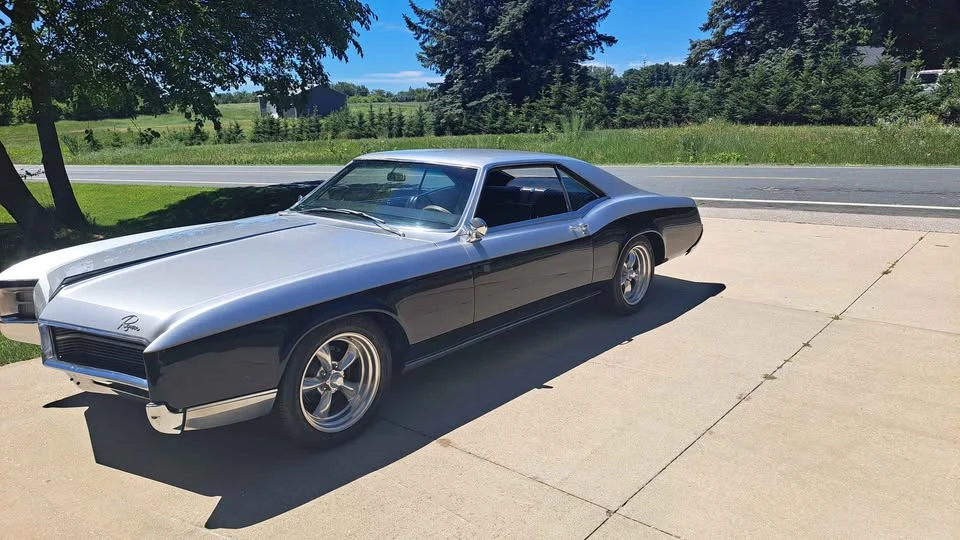 1967 Buick Riviera 2nd Gen - Image 2 of 9
