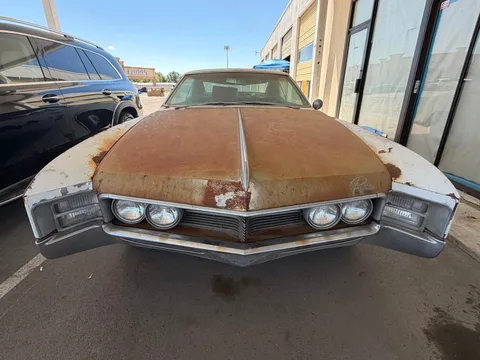 1967 Buick Riviera Coupe 2D