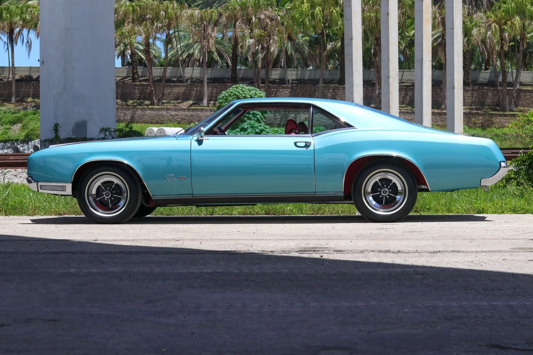 1967 Buick Riviera 2nd Gen - Image 3 of 31