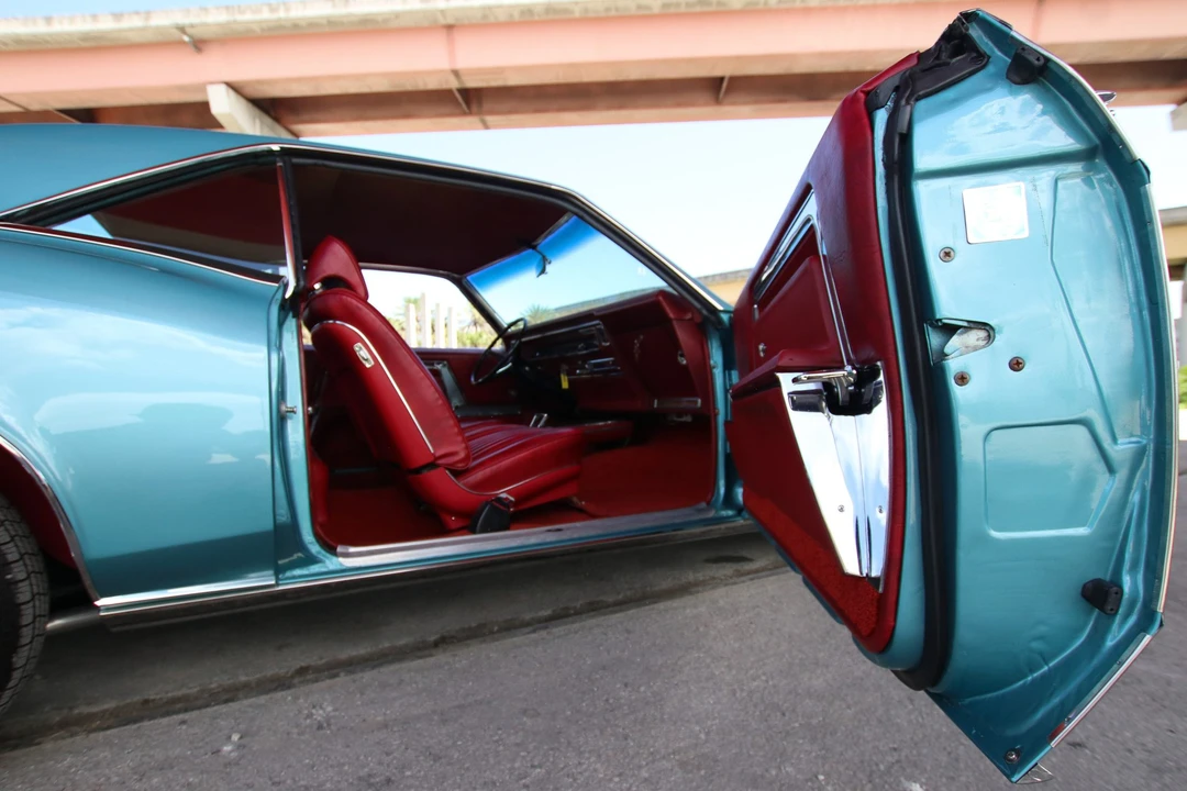 1967 Buick Riviera 2nd Gen - Image 30 of 31