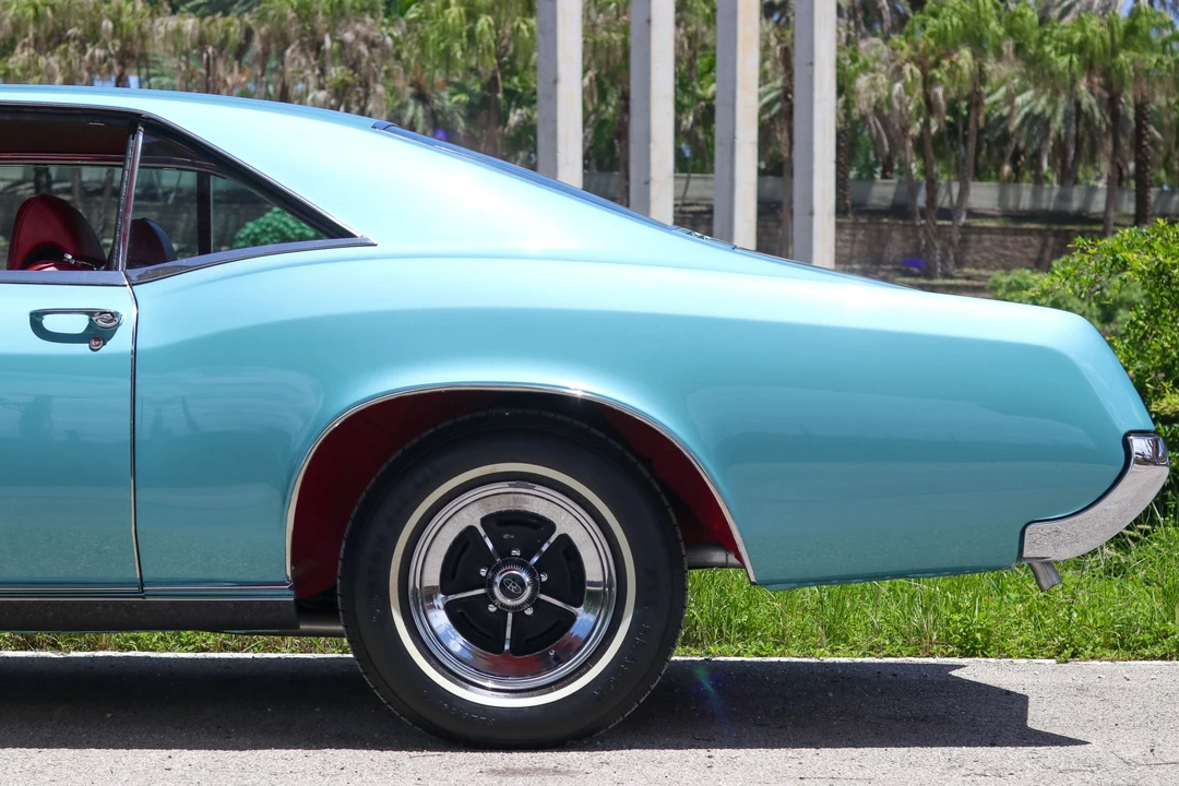 1967 Buick Riviera 2nd Gen - Image 15 of 31