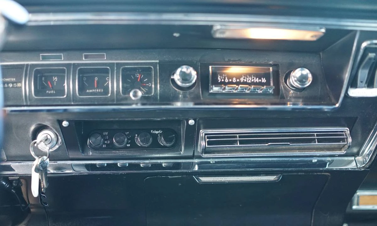 1967 Buick Riviera 2nd Gen - Image 8 of 19