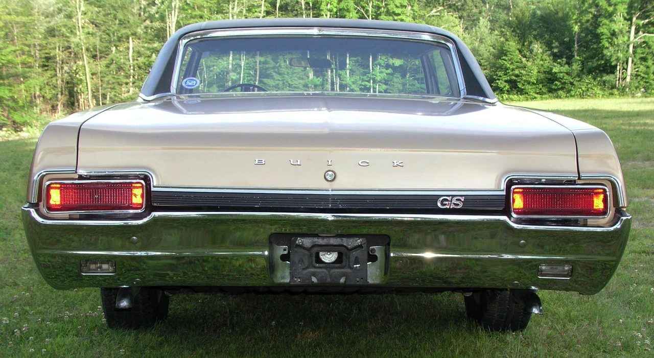 1967 Buick Gran Sport - Image 5 of 31