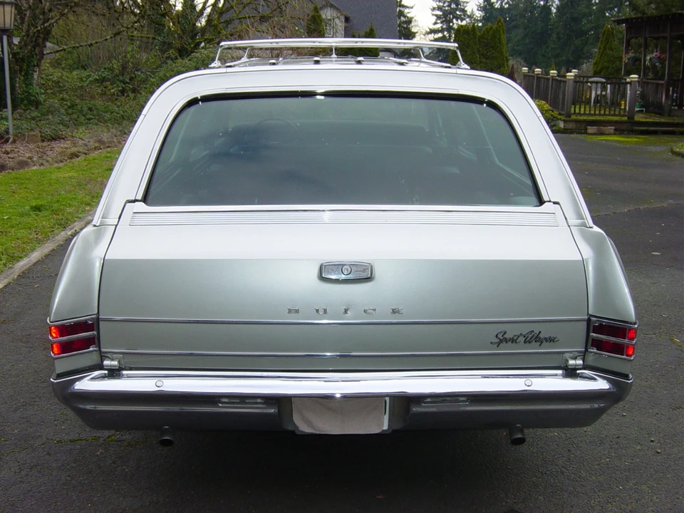 1967 Buick Gran Sport - Image 10 of 31