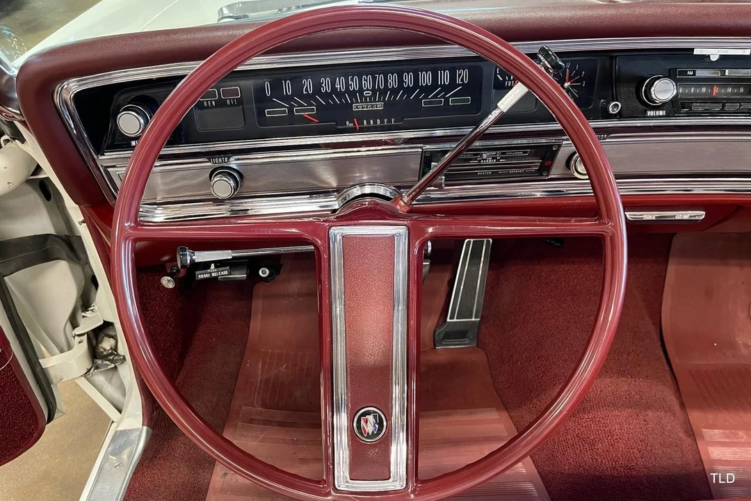 1967 Buick Wildcat - Image 7 of 21