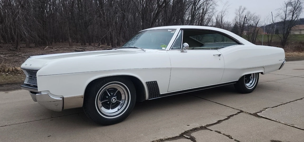 1967 Buick Wildcat - Image 12 of 21