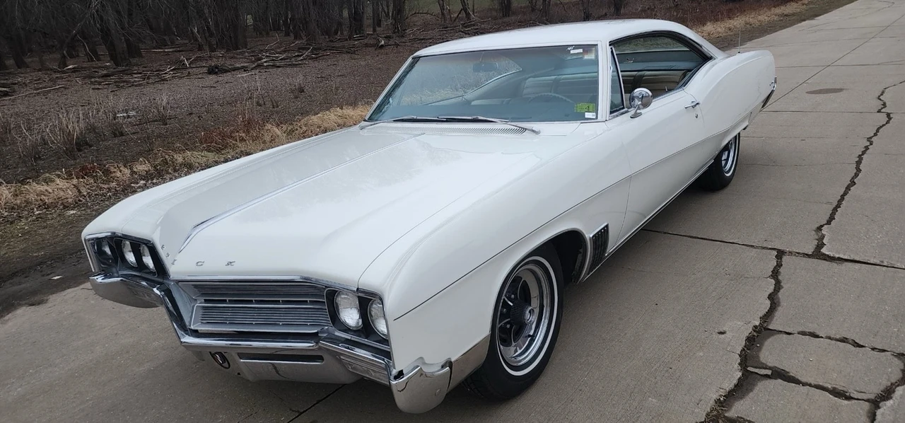 1967 Buick Wildcat - Image 13 of 21
