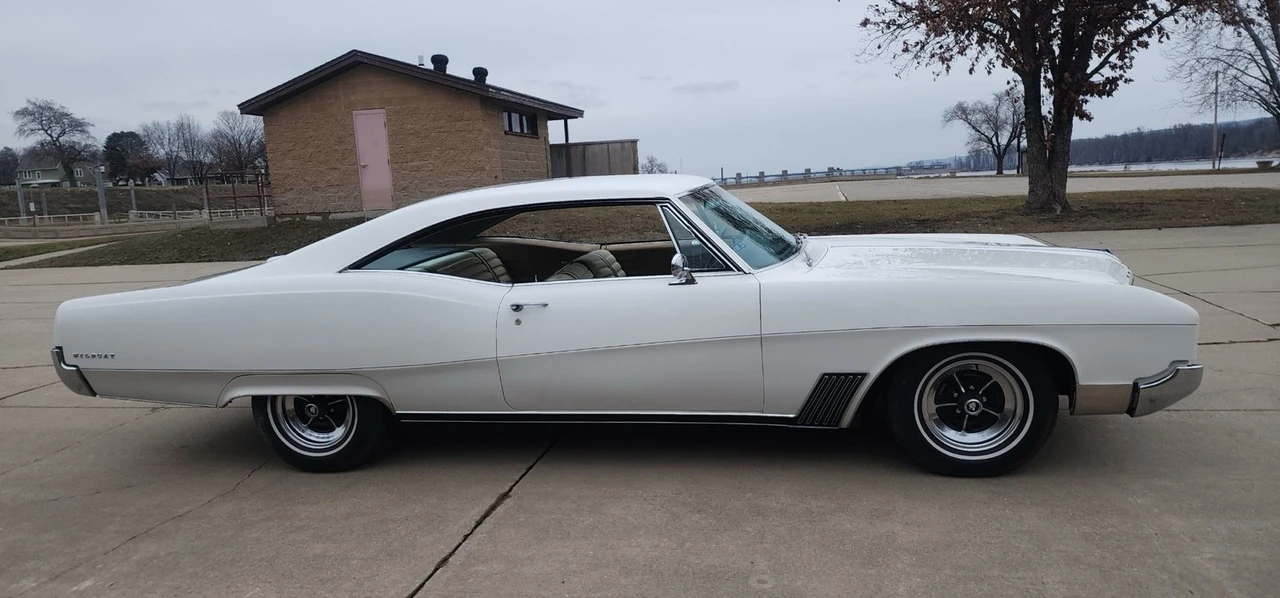 1967 Buick Wildcat - Image 8 of 21