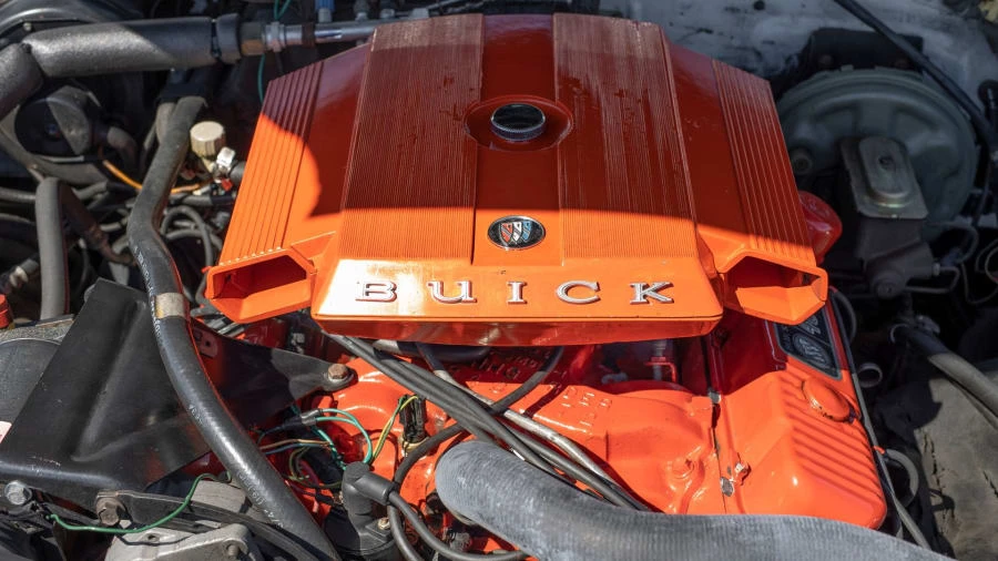 1967 Buick Wildcat - Image 9 of 11