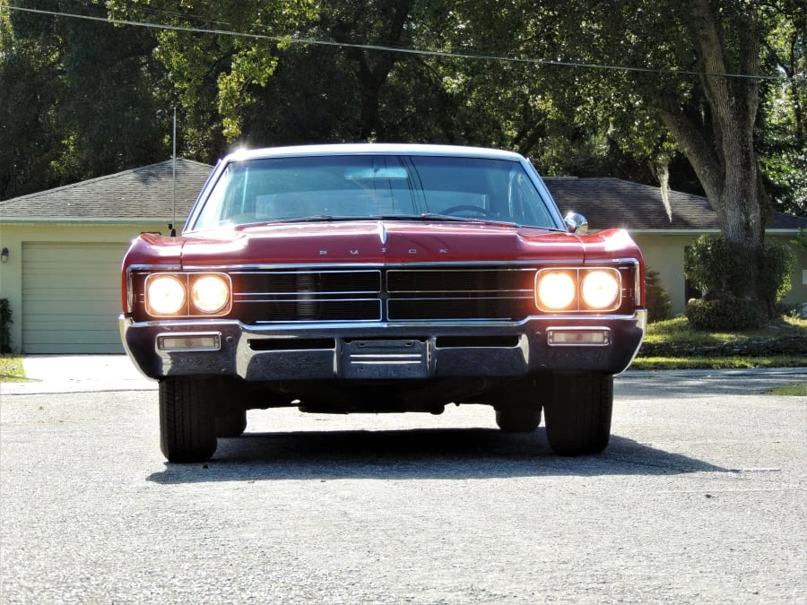 1967 Buick Wildcat - Image 27 of 30