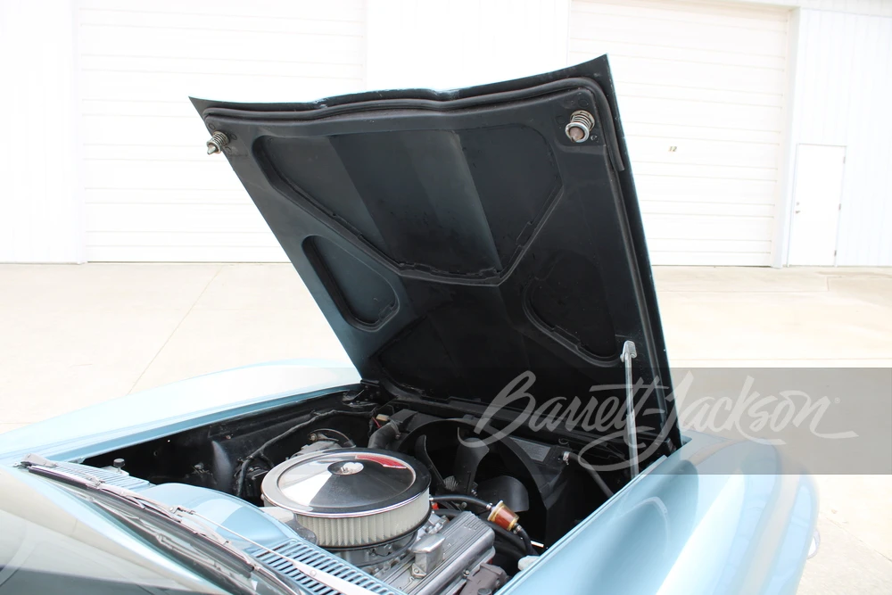 1967 Chevrolet Corvette C2 - Image 18 of 24