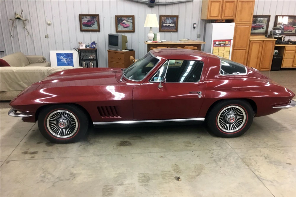 1967 Chevrolet Corvette C2 - Image 2 of 3