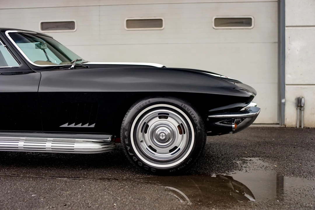 1967 Chevrolet Corvette C2 - Image 18 of 31