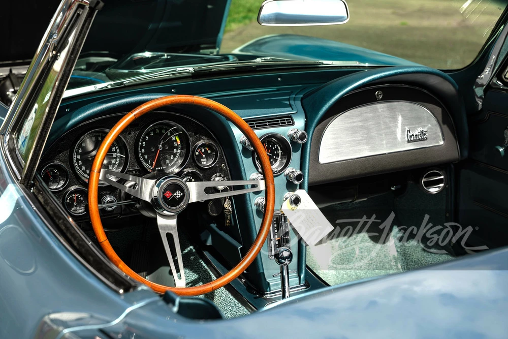 1967 Chevrolet Corvette C2 - Image 13 of 31