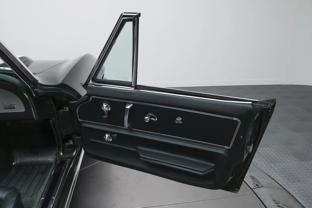 1967 Chevrolet Corvette C2 - Image 17 of 31