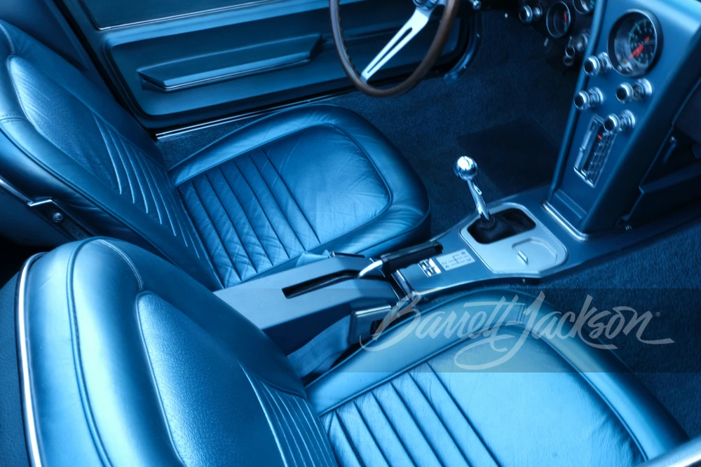 1967 Chevrolet Corvette C2 - Image 15 of 31