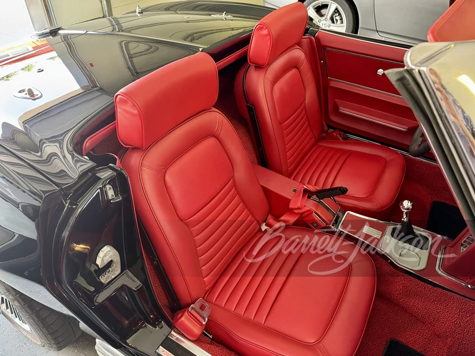 1967 Chevrolet Corvette C2 - Image 10 of 30