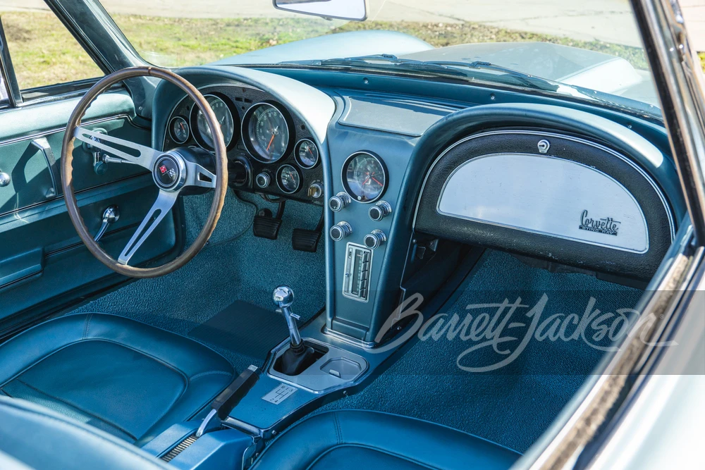 1967 Chevrolet Corvette C2 - Image 10 of 31