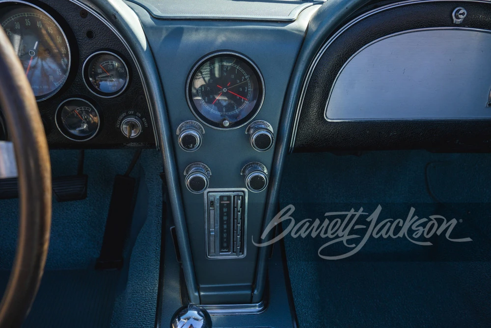 1967 Chevrolet Corvette C2 - Image 29 of 31