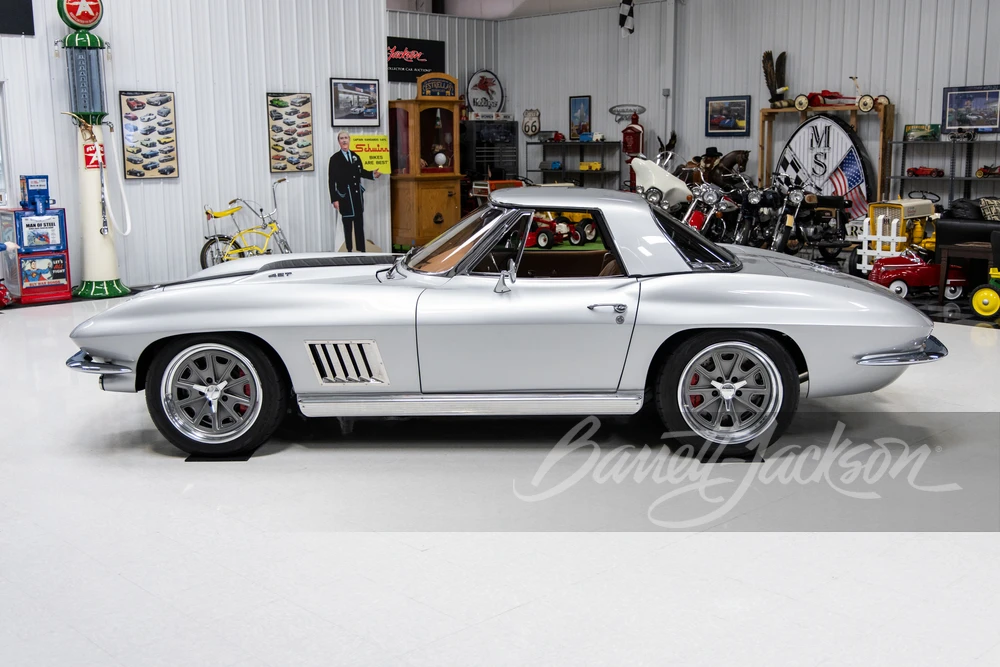 1967 Chevrolet Corvette C2 - Image 23 of 31