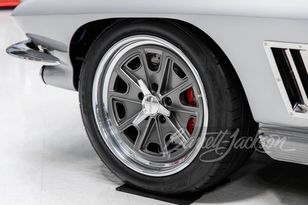 1967 Chevrolet Corvette C2 - Image 19 of 31