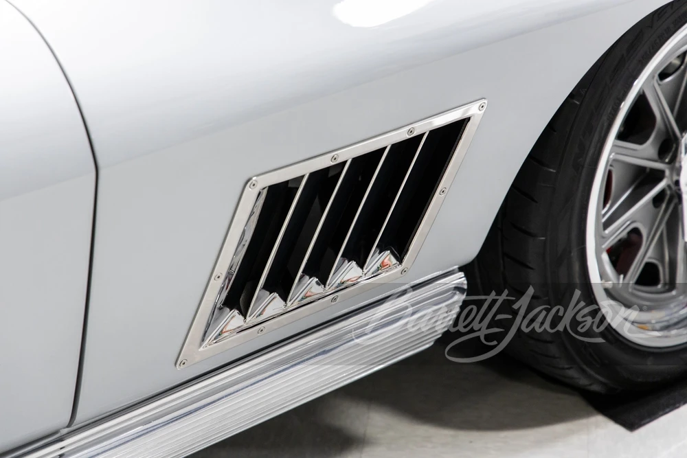 1967 Chevrolet Corvette C2 - Image 18 of 31