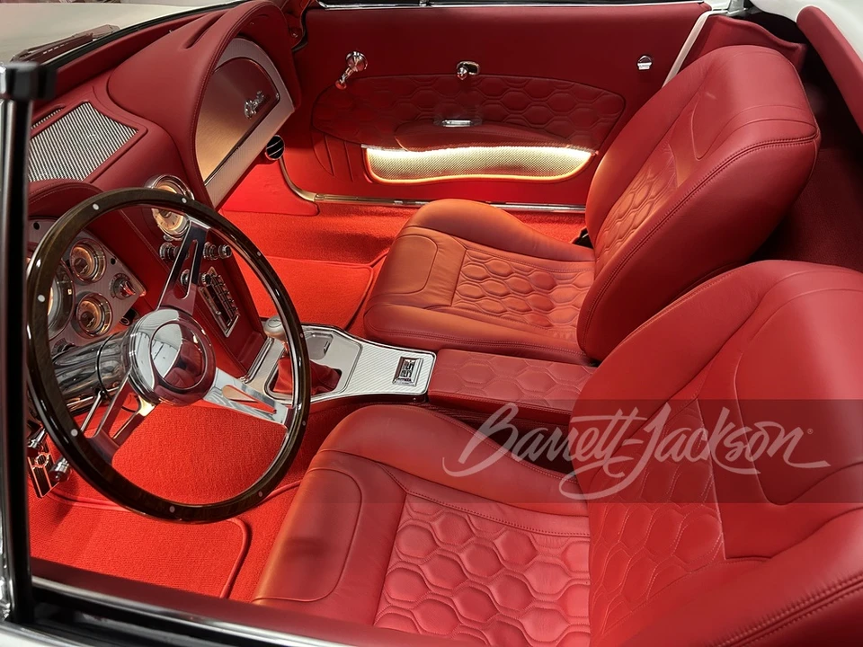1967 Chevrolet Corvette C2 - Image 11 of 25