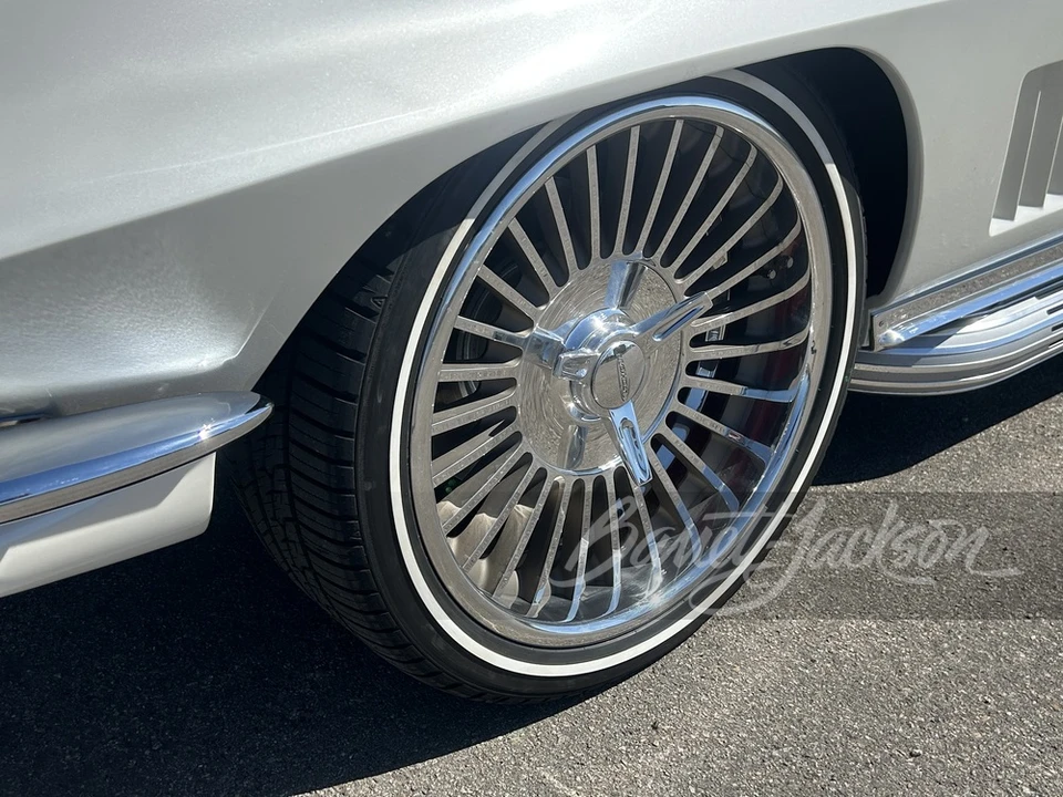 1967 Chevrolet Corvette C2 - Image 19 of 25