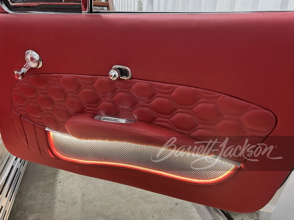 1967 Chevrolet Corvette C2 - Image 21 of 25