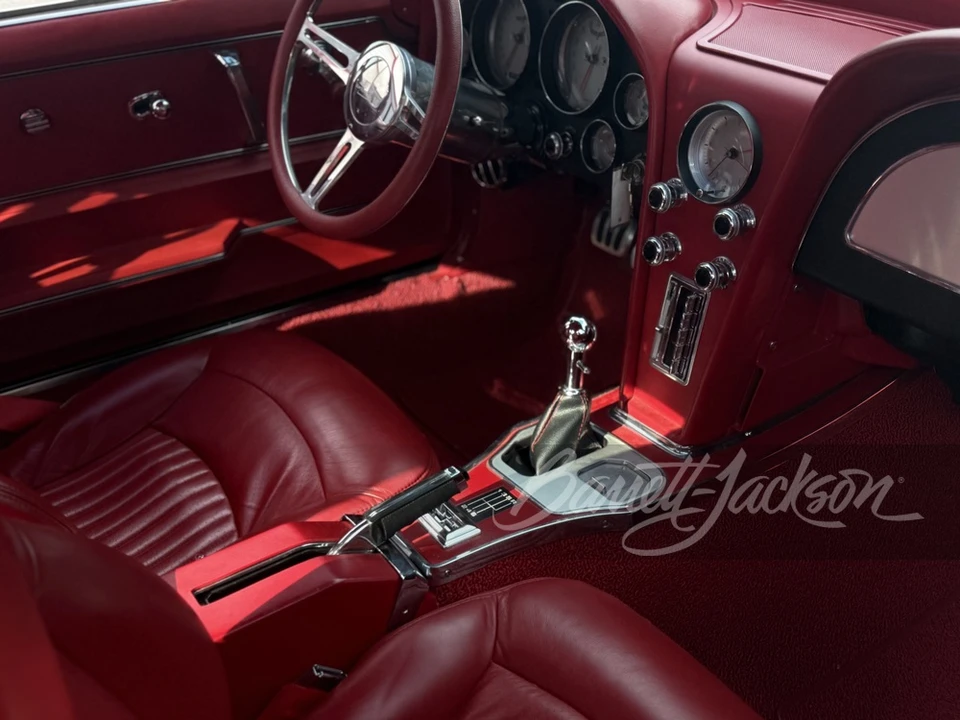 1967 Chevrolet Corvette C2 - Image 11 of 30