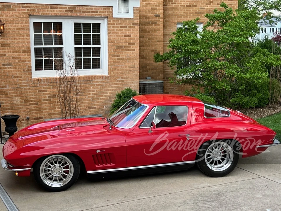 1967 Chevrolet Corvette C2 - Image 13 of 31