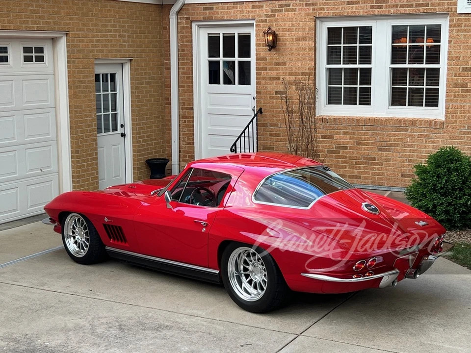 1967 Chevrolet Corvette C2 - Image 2 of 31
