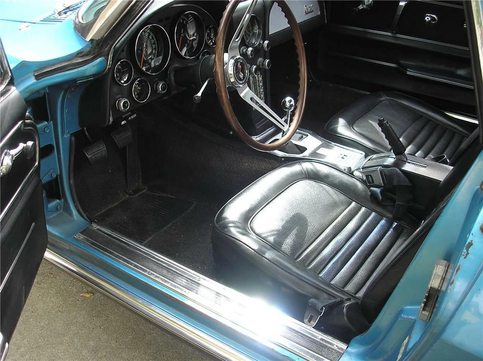 1967 Chevrolet Corvette C2 - Image 4 of 5