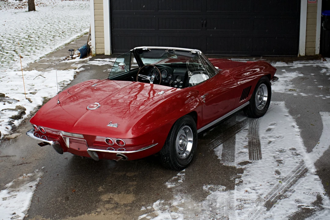 1967 Chevrolet Corvette C2 - Image 11 of 31