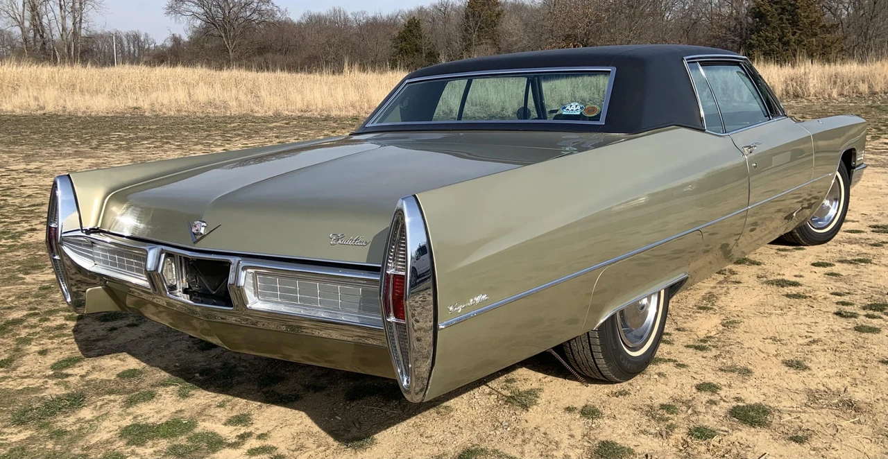 1967 Cadillac DeVille 3rd Gen - Image 16 of 31