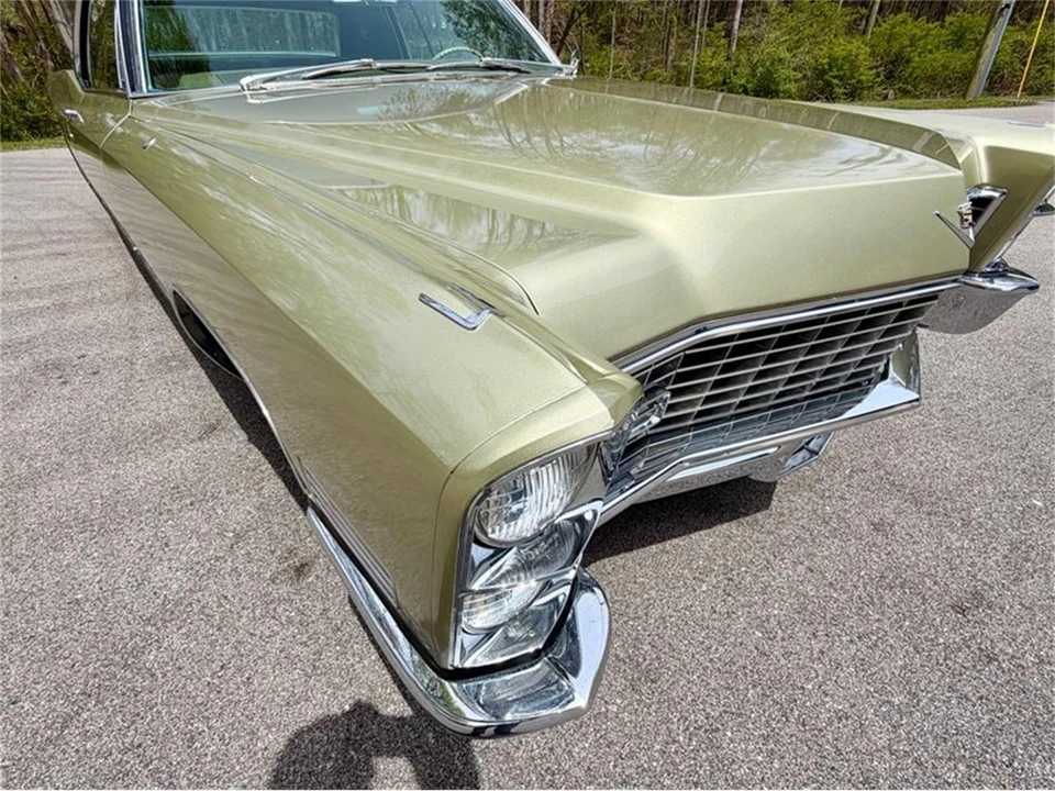 1967 Cadillac DeVille 3rd Gen - Image 17 of 31