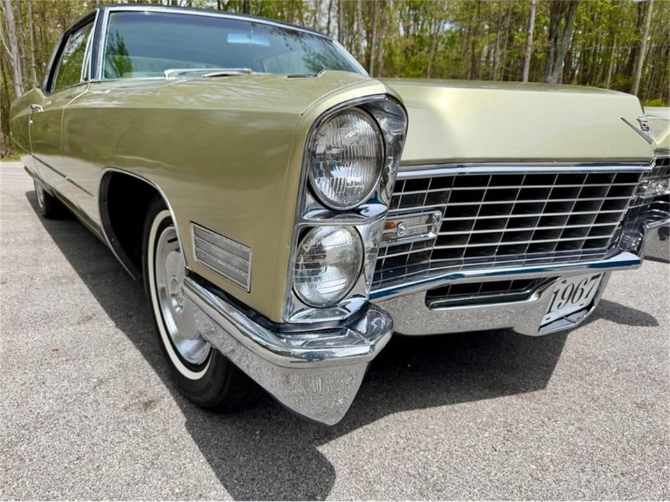1967 Cadillac DeVille 3rd Gen - Image 14 of 31