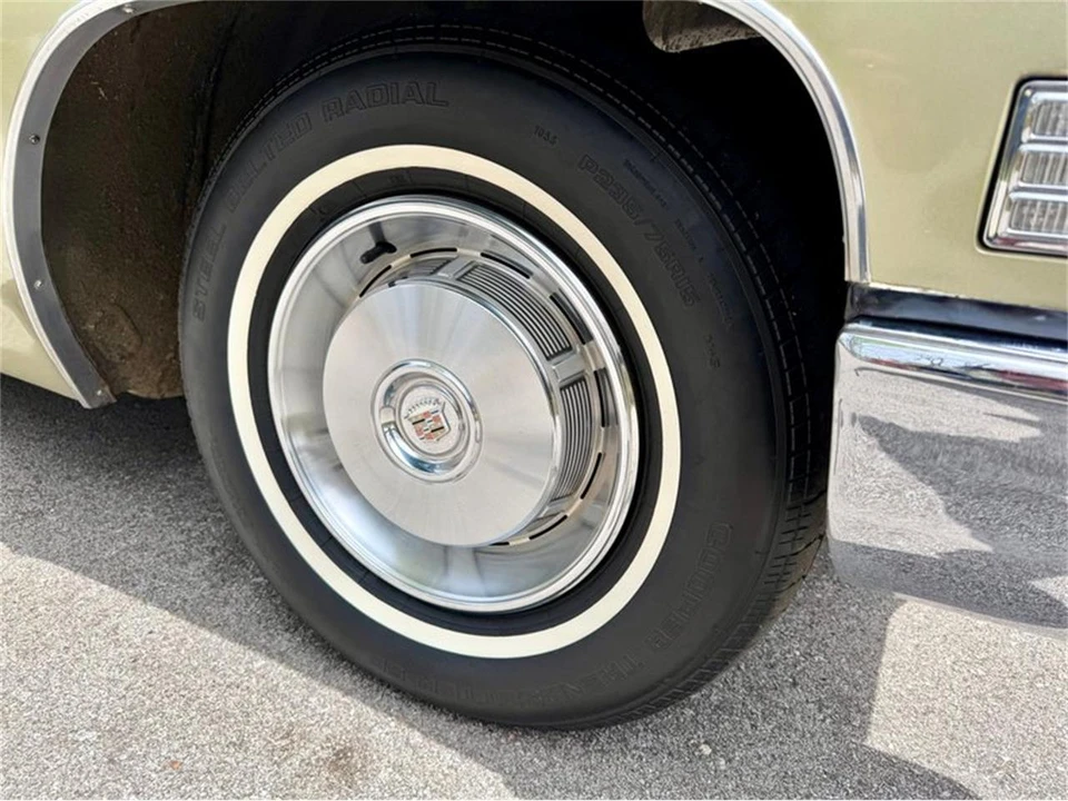 1967 Cadillac DeVille 3rd Gen - Image 15 of 31