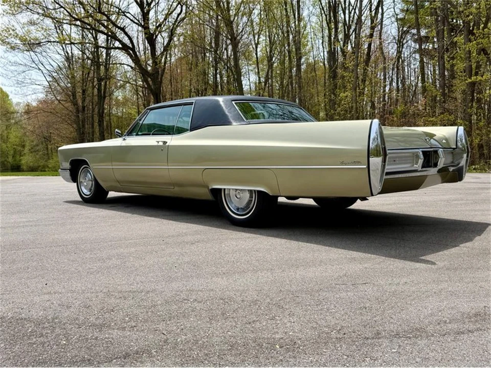 1967 Cadillac DeVille 3rd Gen - Image 10 of 31