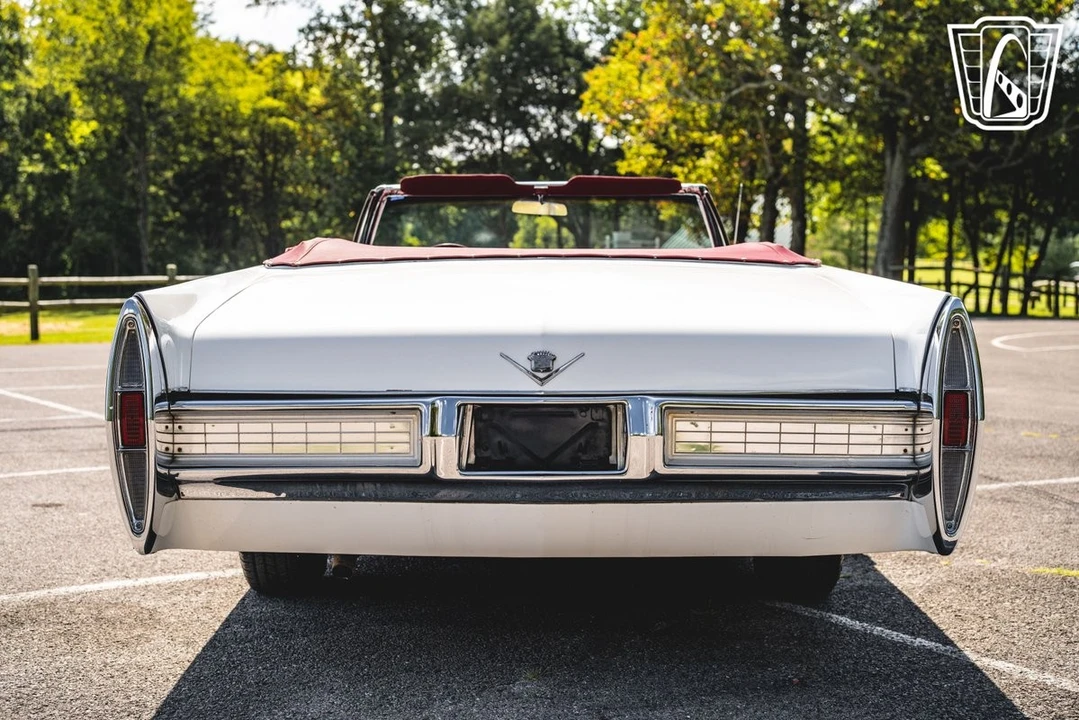 1967 Cadillac DeVille 3rd Gen - Image 14 of 21