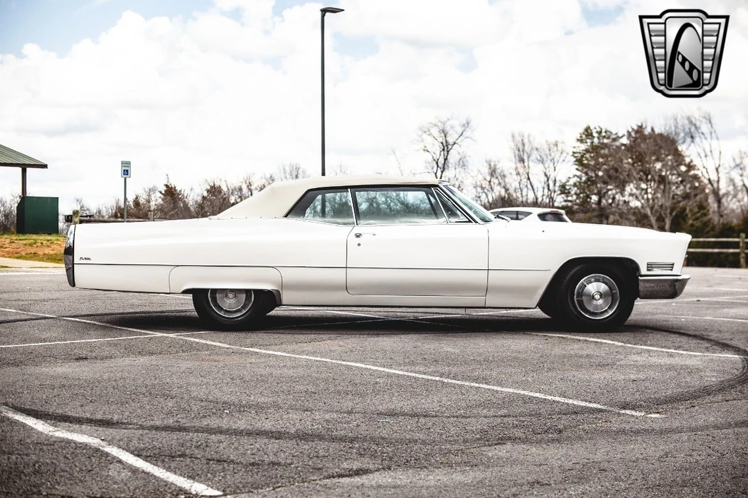 1967 Cadillac DeVille 3rd Gen - Image 9 of 12