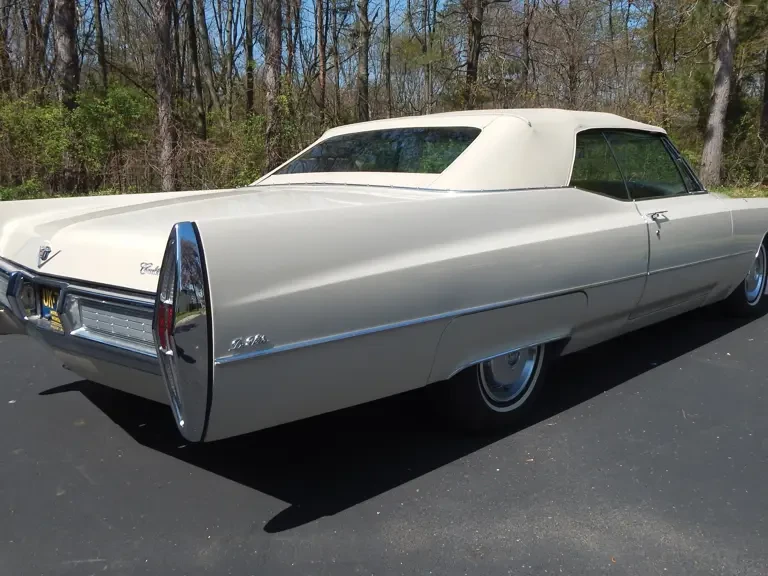1967 Cadillac DeVille 3rd Gen - Image 3 of 26