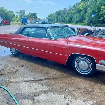 1967 Cadillac DeVille Coupe 2D