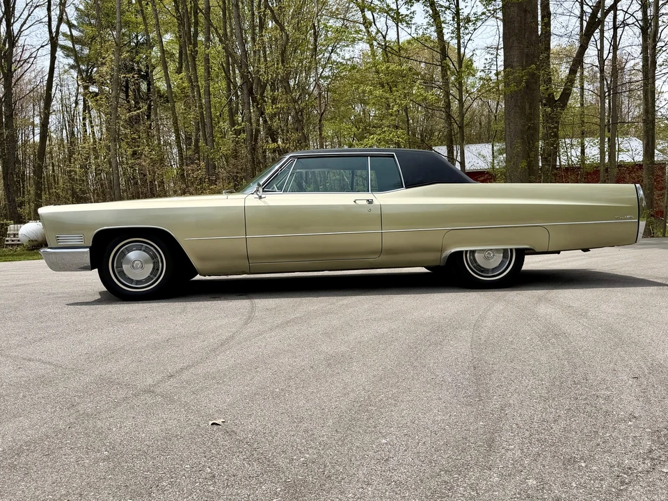 1967 Cadillac DeVille 3rd Gen - Image 9 of 31