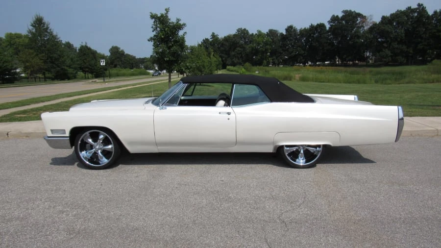 1967 Cadillac DeVille 3rd Gen - Image 2 of 8
