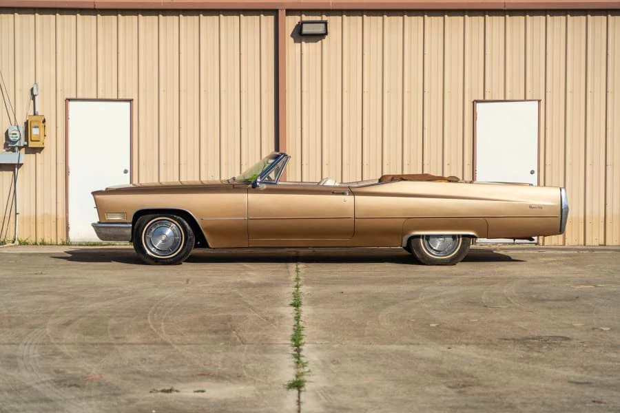 1967 Cadillac DeVille 3rd Gen - Image 2 of 20