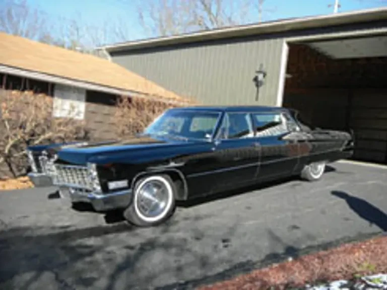 1967 Cadillac Series 70 & 75 - Image 2 of 2