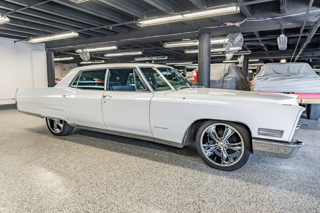 1967 Cadillac Sixty Special - Image 10 of 31