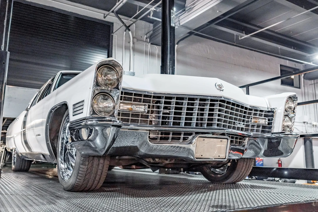 1967 Cadillac Sixty Special - Image 12 of 31