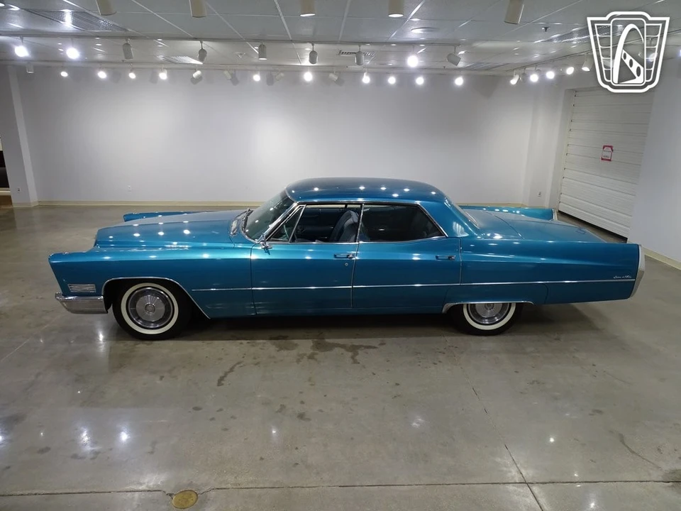 1967 Cadillac DeVille 3rd Gen - Image 6 of 12